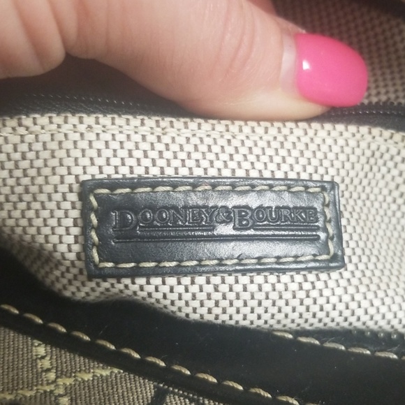 Dooney and Bourke bag - Picture 4 of 5